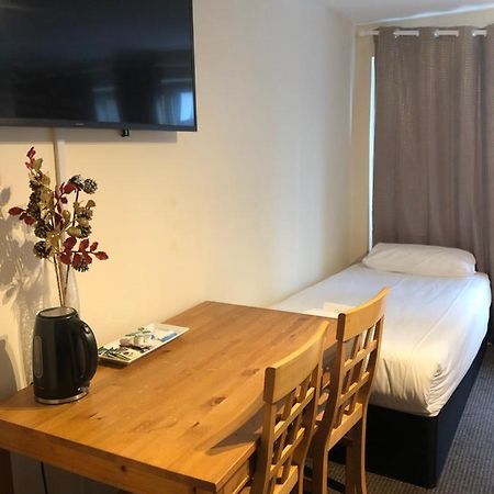 Wallace Budget rooms Glasgow Exteriör bild