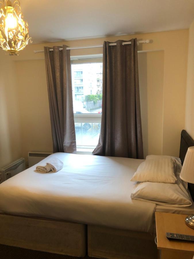 Wallace Budget rooms Glasgow Exteriör bild