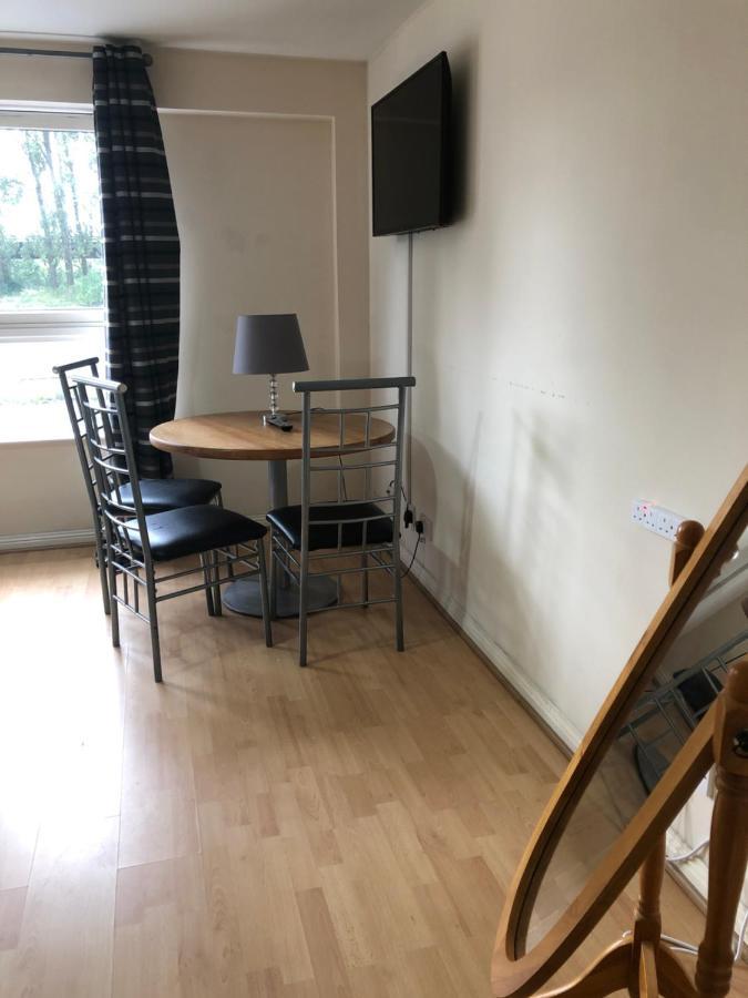 Wallace Budget rooms Glasgow Exteriör bild